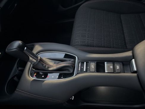 Certified 2024 Honda HR-V Sport image 22