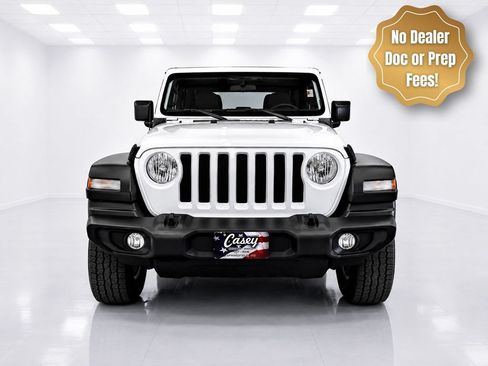 Used 2021 Jeep Wrangler Unlimited Sport AWD/4WD image 3