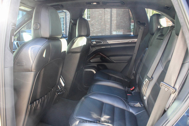 Used 2012 Porsche Cayenne Turbo AWD/4WD image 48