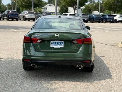 New 2026 Nissan Altima 2.5 SR AWD/4WD image 6