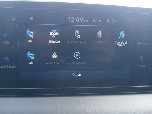 Used 2024 Hyundai Palisade SEL w/ Premium Package FWD image 6