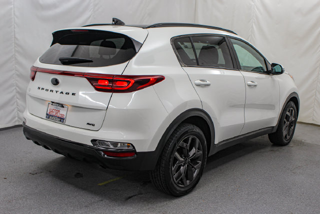 Used 2022 Kia Sportage Nightfall Edition AWD/4WD image 9
