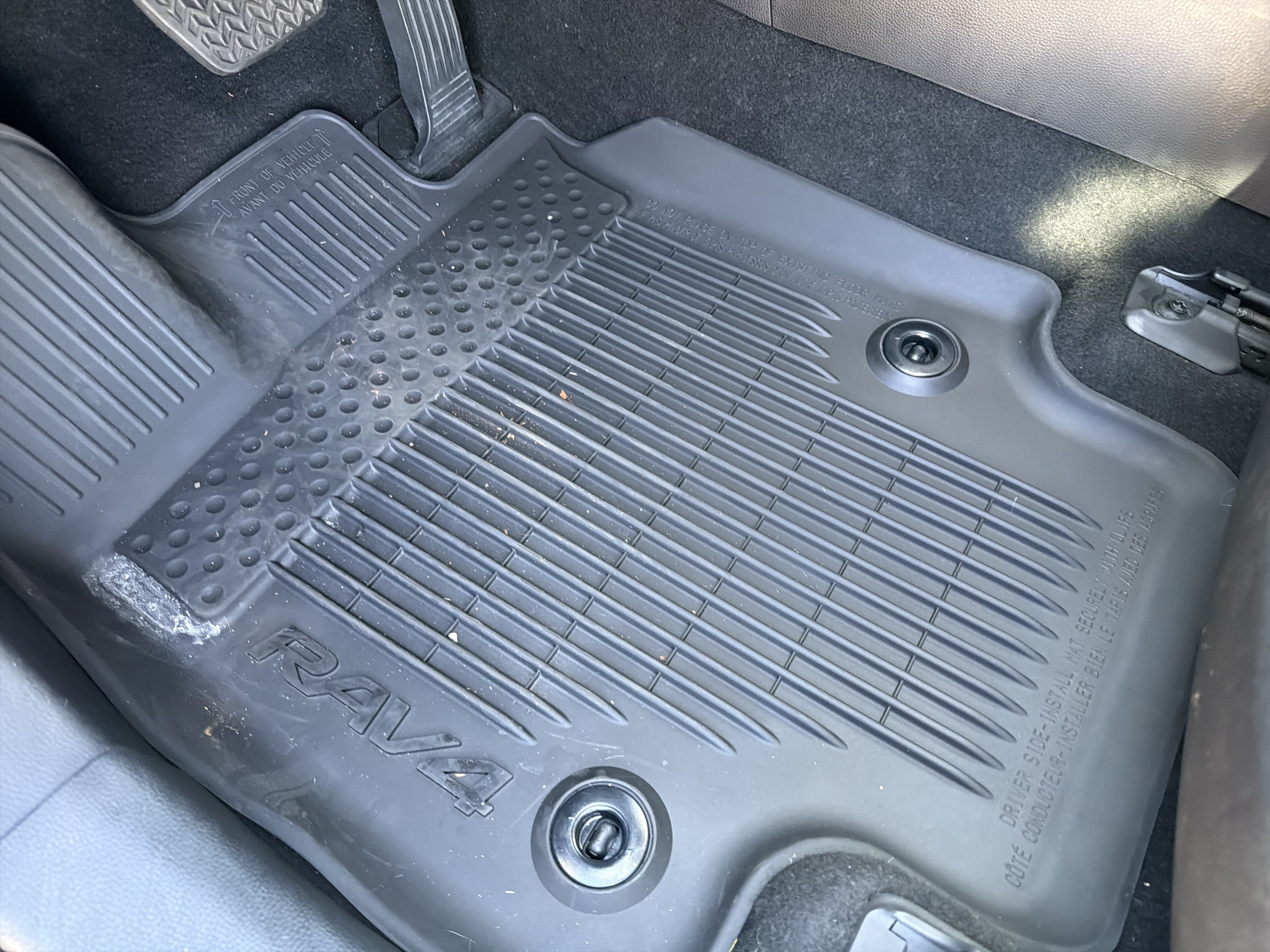 Used 2023 Toyota RAV4 XLE FWD image 18