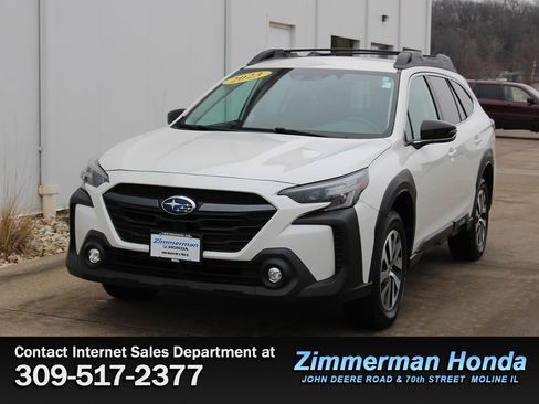 Used 2023 Subaru Outback Premium image 25