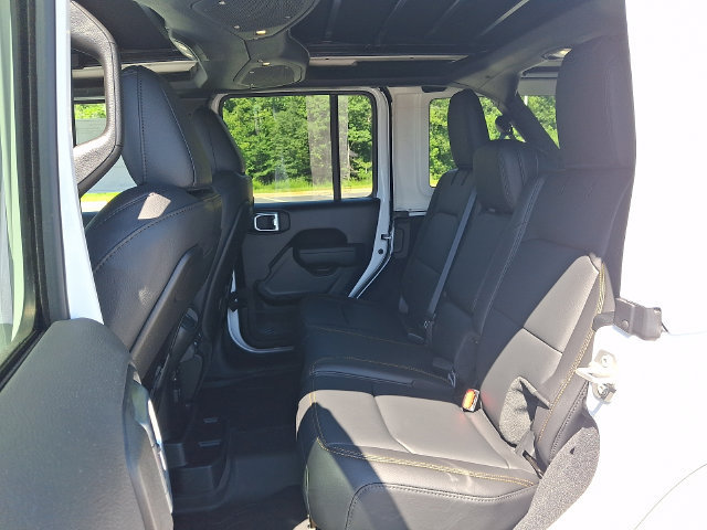 New 2026 Jeep Wrangler Unlimited Sahara AWD/4WD image 5