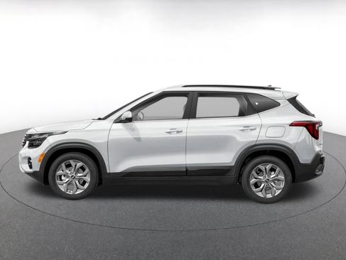 Used 2025 Kia Seltos S FWD image 3