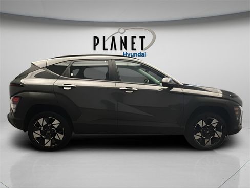Certified 2025 Hyundai Kona SEL image 8