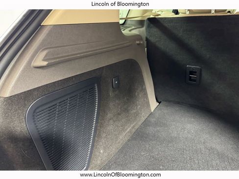 Used 2022 Lincoln Corsair Reserve w/ Equipment Group 201A image 64