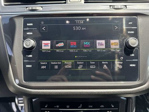 Certified 2023 Volkswagen Tiguan SE R-Line FWD image 34
