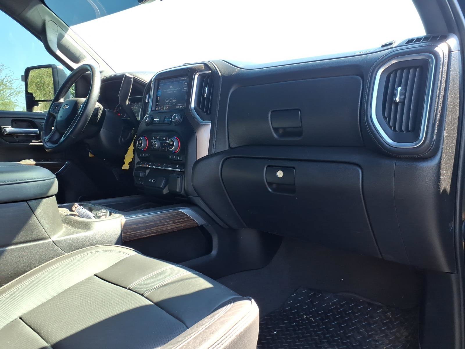 Used 2023 Chevrolet Silverado 3500 High Country AWD/4WD image 12