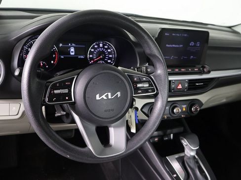 Used 2023 Kia Forte LXS FWD image 22