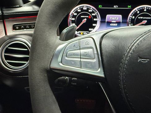 Used 2017 Mercedes-Benz S 63 AMG 4MATIC Coupe image 24