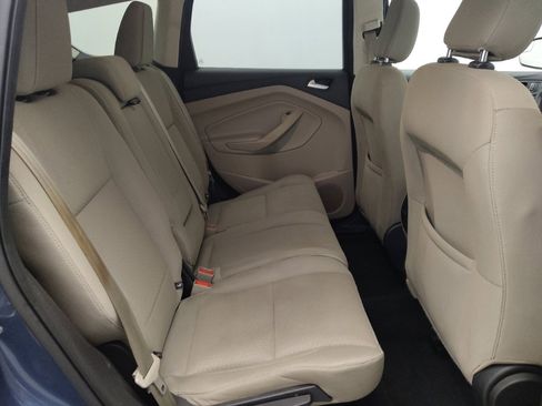 Used 2018 Ford Escape SE FWD image 19