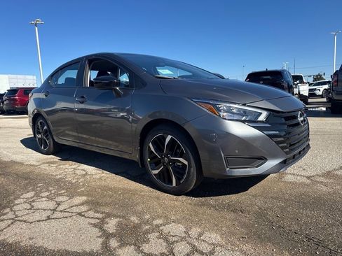 New 2025 Nissan Versa SR w/ Trunk Package image 7