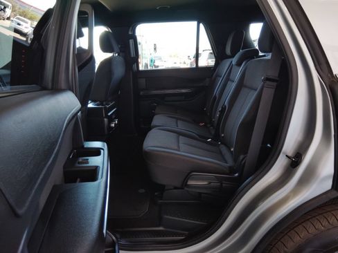 Used 2020 Ford Expedition XL AWD/4WD image 18