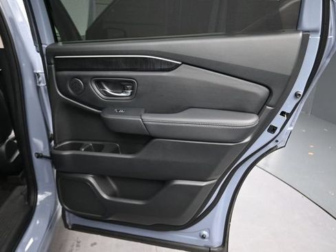 Used 2023 Honda Pilot Elite image 26