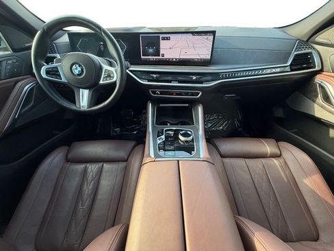 Used 2025 BMW X6 xDrive40i w/ Executive Package AWD/4WD image 12