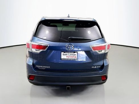 Used 2016 Toyota Highlander XLE AWD/4WD image 6