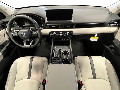 New 2026 Honda Pilot Touring image 26