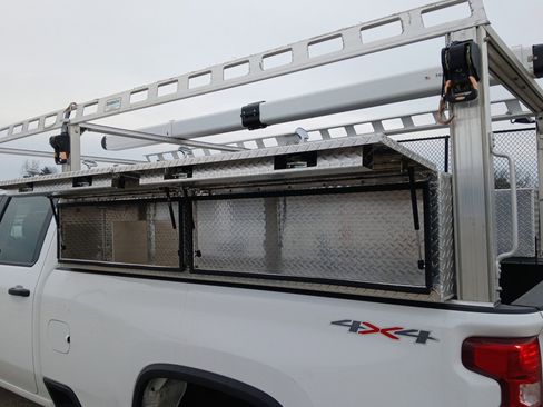 Used 2025 Chevrolet Silverado 2500 W/T w/ WT/CX Safety Package image 24