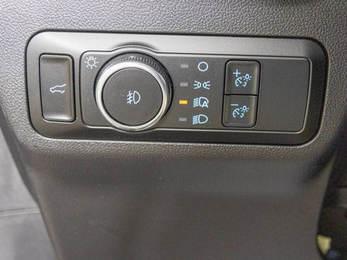 Used 2024 Ford Escape ST-Line Elite w/ Premium Technology Package AWD/4WD image 37