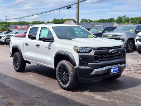 New 2026 Chevrolet Colorado Trail Boss AWD/4WD image 7