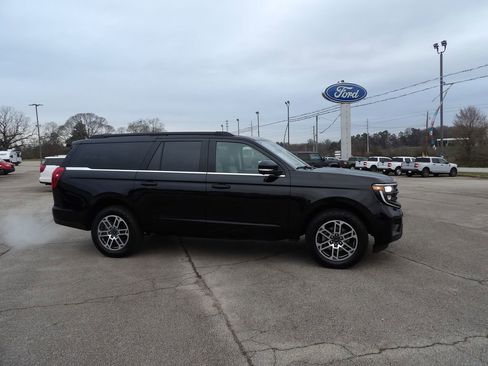 Used 2025 Ford Expedition Max Active image 1