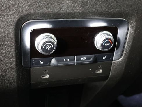 Used 2021 GMC Yukon Denali w/ Denali Premium Package AWD/4WD image 58