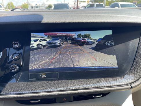 Used 2023 Buick Envision Essence AWD/4WD image 21