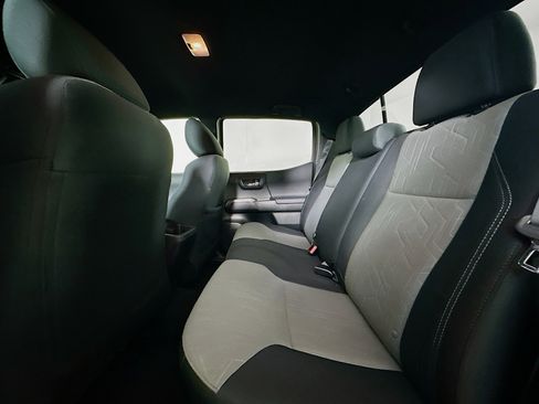 Used 2023 Toyota Tacoma TRD Off-Road image 26