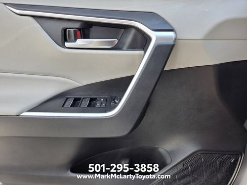 Used 2024 Toyota RAV4 XLE w/ Convenience Package FWD image 25
