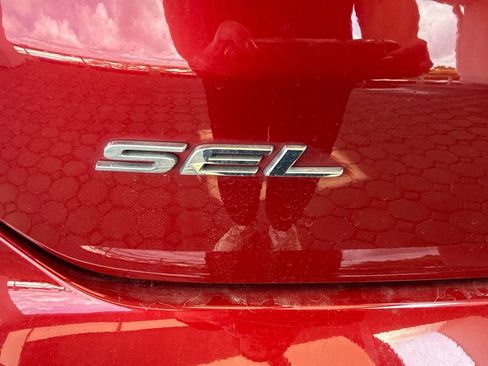 Used 2023 Ford Edge SEL AWD/4WD image 12