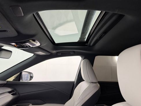 Used 2024 Lexus RX 350 Premium image 23