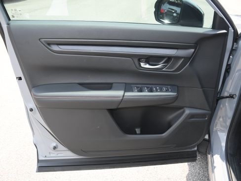 Used 2024 Honda CR-V Sport image 10
