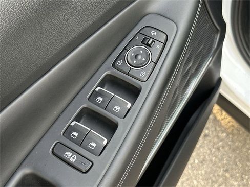 Used 2023 Hyundai Santa Fe Limited image 23