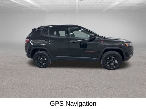 Used 2024 Jeep Compass Trailhawk w/ Trailhawk Convenience Group image 14