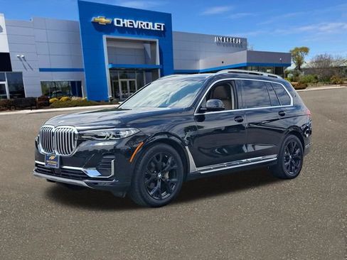 Used 2020 BMW X7 xDrive40i w/ Premium Package AWD/4WD image 34