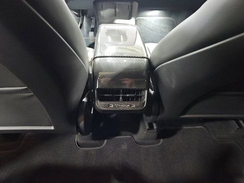 Used 2023 Tesla Model Y Long Range AWD/4WD image 22