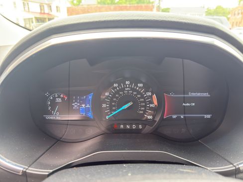 Used 2016 Ford Edge Titanium w/ Equipment Group 302A AWD/4WD image 13