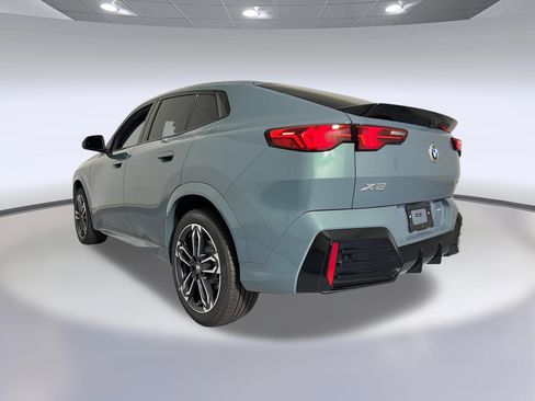 Used 2025 BMW X2 xDrive28i w/ Premium Package AWD/4WD image 3