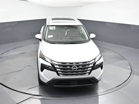 Used 2026 Nissan Rogue SV w/ SV Premium Package AWD/4WD image 24