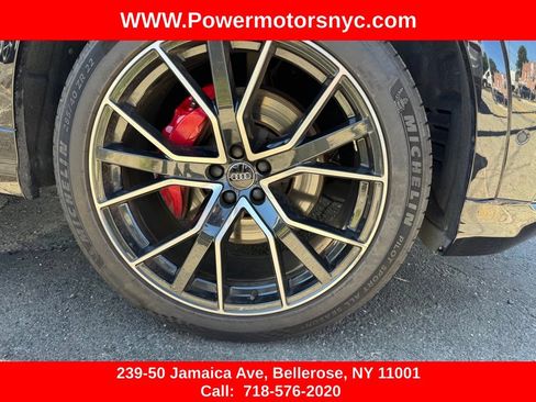Used 2021 Audi Q8 Premium Plus w/ Premium Plus Package AWD/4WD image 17