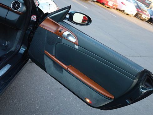 Used 2005 Porsche Boxster S image 40