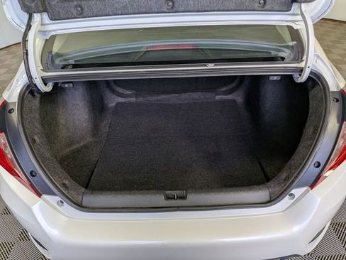 Used 2019 Honda Civic EX image 10