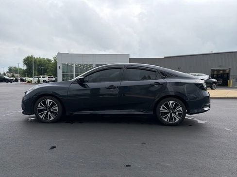 Used 2017 Honda Civic EX-L image 4