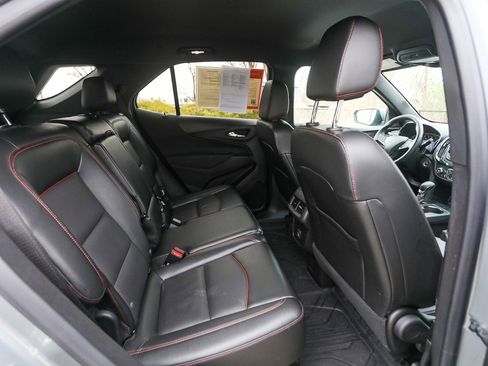 Used 2024 Chevrolet Equinox RS w/ RS Leather Package image 21