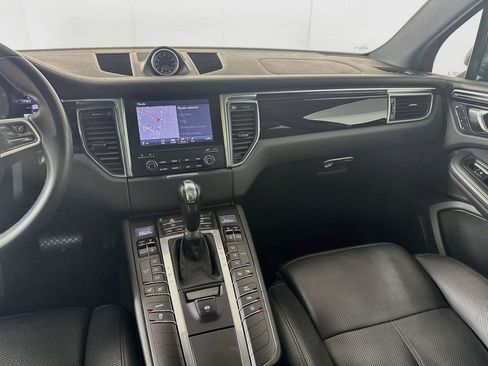 Used 2018 Porsche Macan S AWD/4WD image 29