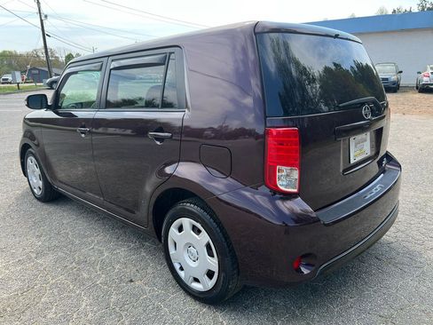 Used 2014 Scion xB image 5