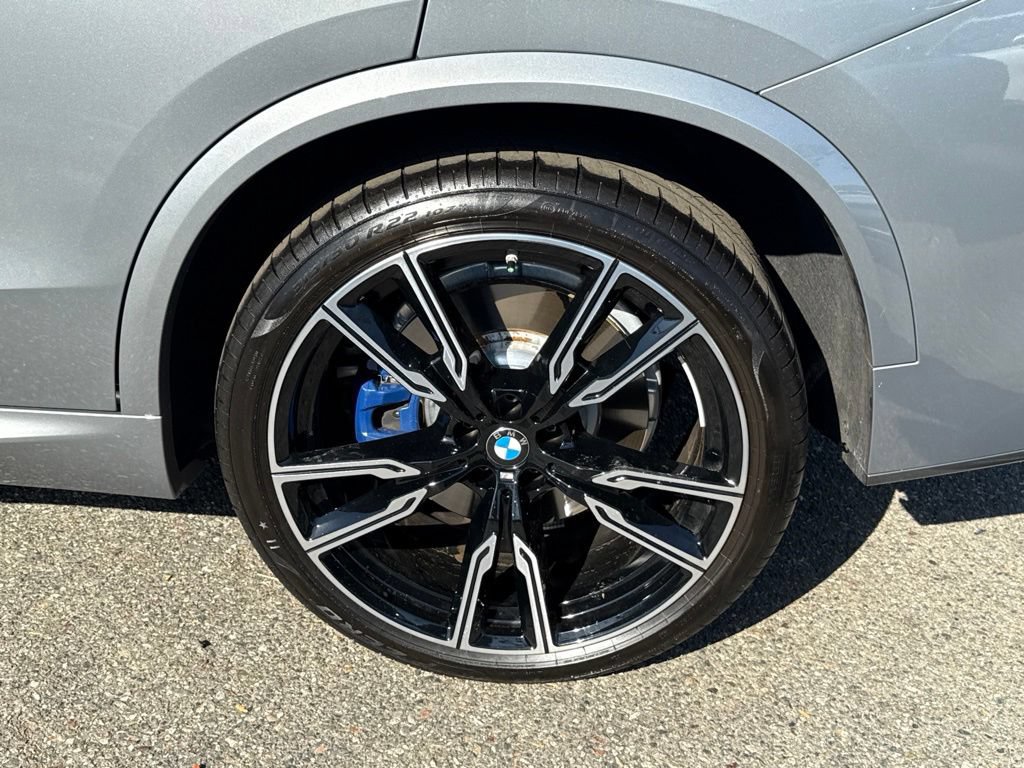 Used 2026 BMW X5 M60i AWD/4WD image 14