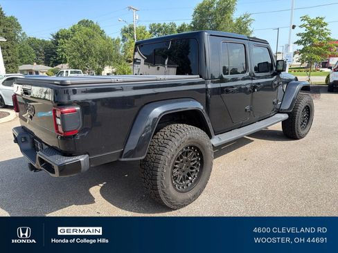Used 2021 Jeep Gladiator Overland AWD/4WD image 6